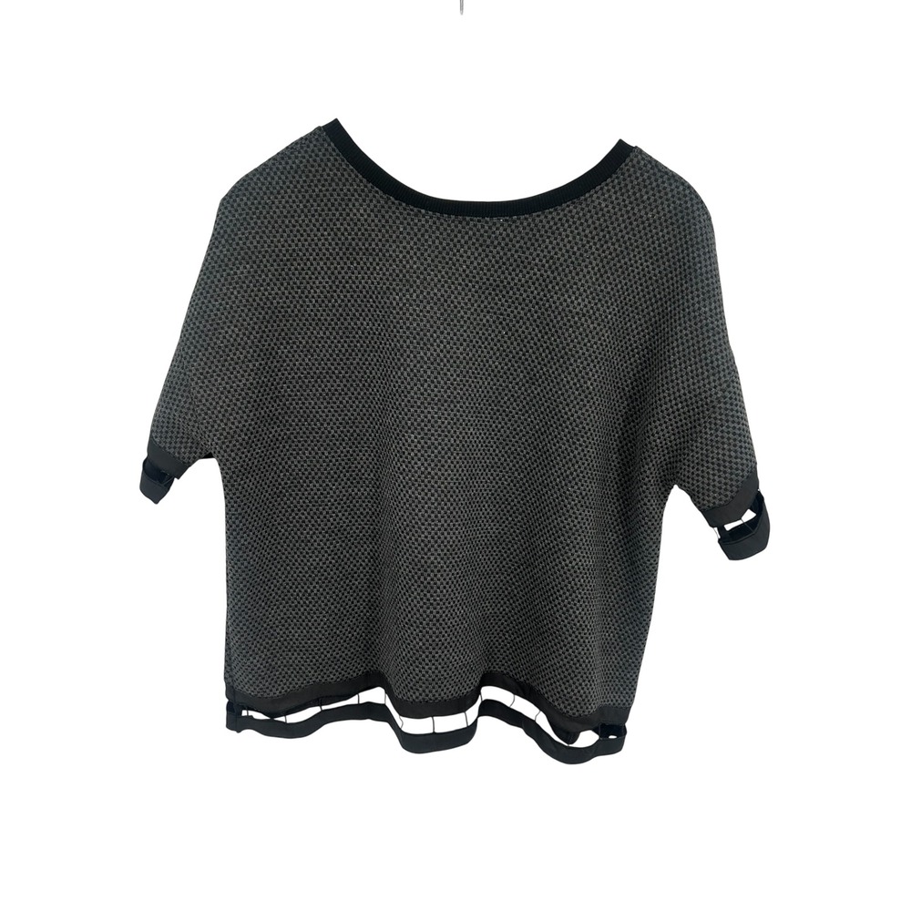 Hem & Thread Small Black Gray Textured Knit Boxy Top Cutout Hem Sleeve - Picture 3 of 7